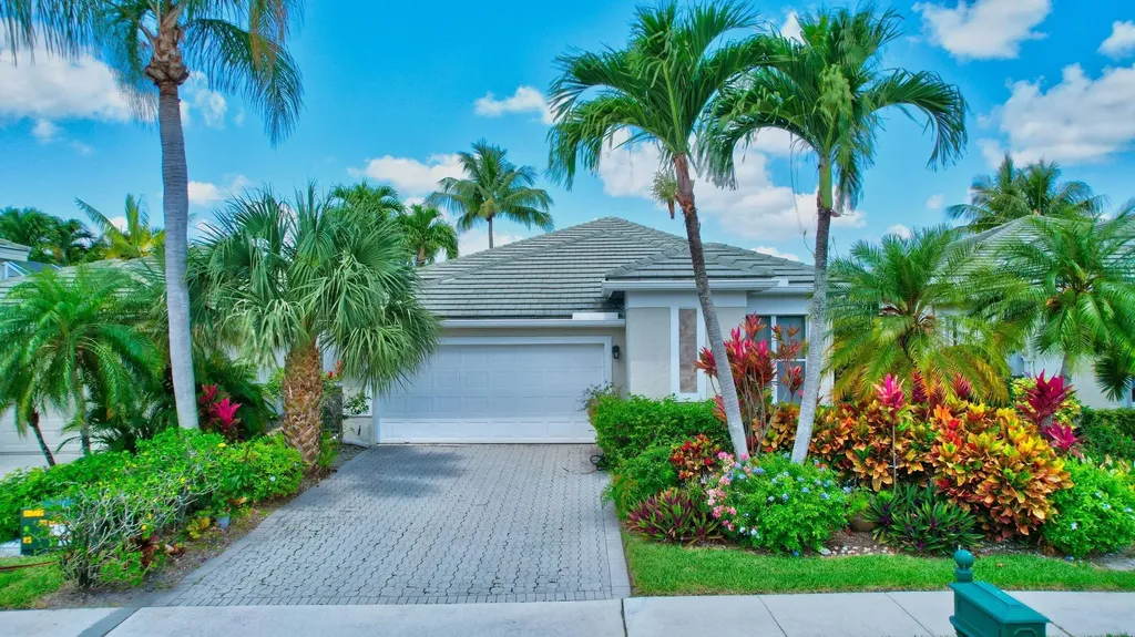 7725 Rockford Road Boynton Beach FL 33472