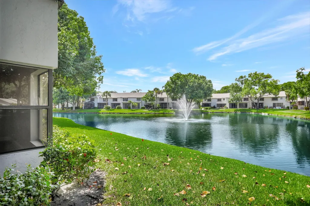 4771 Nw 22nd Street Coconut Creek FL 33063