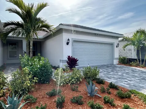 1573 Harper Way Vero Beach FL 32960
