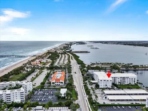 2860 S Ocean Boulevard Palm Beach FL 33480