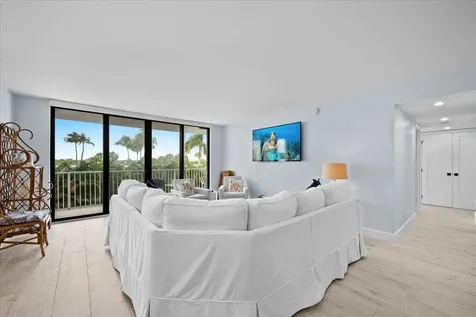 2860 S Ocean Boulevard Palm Beach FL 33480