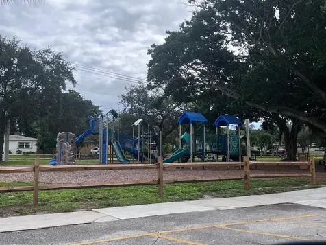1014 W Drew Street Lantana FL 33462