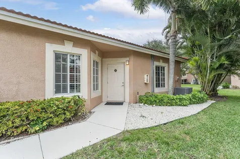 9927 Kamena Circle Boynton Beach FL 33436