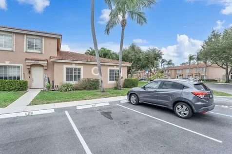 9927 Kamena Circle Boynton Beach FL 33436