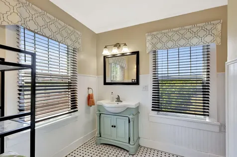 535 28th Street West Palm Beach FL 33407