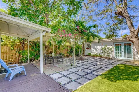 535 28th Street West Palm Beach FL 33407