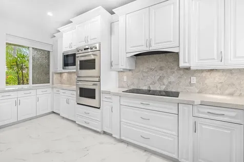 88 N Lakeshore Drive Hypoluxo FL 33462