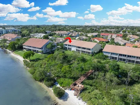 88 N Lakeshore Drive Hypoluxo FL 33462