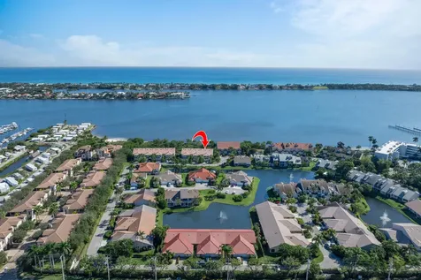 88 N Lakeshore Drive Hypoluxo FL 33462