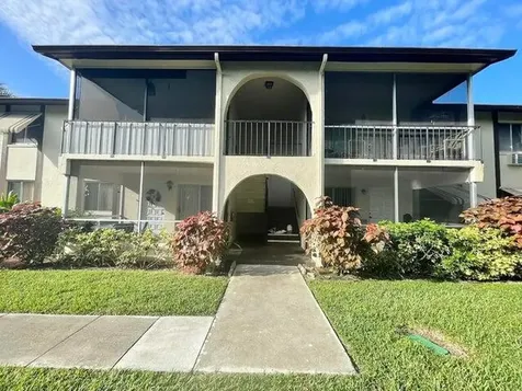 5839 La Pinata Boulevard Greenacres FL 33463