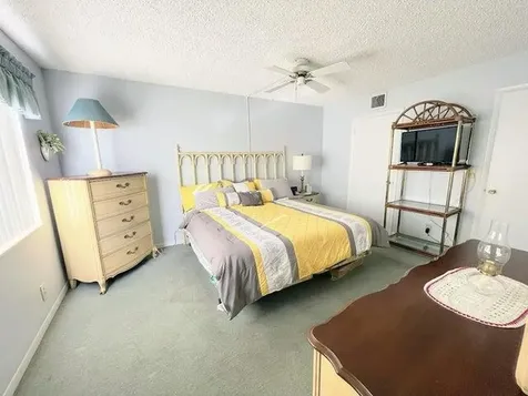 5839 La Pinata Boulevard Greenacres FL 33463