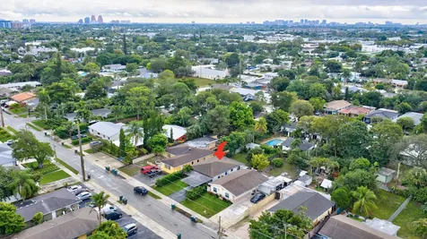 698 Ne 36th Street Oakland Park FL 33334