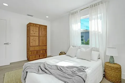 126 Sw 7th Avenue Delray Beach FL 33444