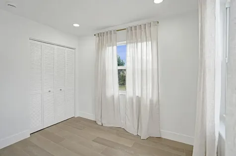 126 Sw 7th Avenue Delray Beach FL 33444