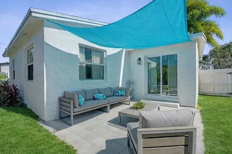 126 Sw 7th Avenue Delray Beach FL 33444