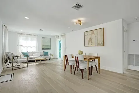 126 Sw 7th Avenue Delray Beach FL 33444