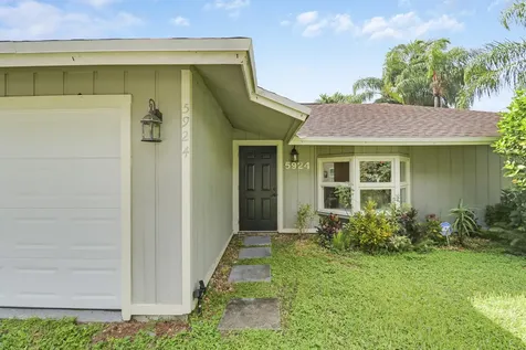 5924 Se Orange Blossom Trail Hobe Sound FL 33455