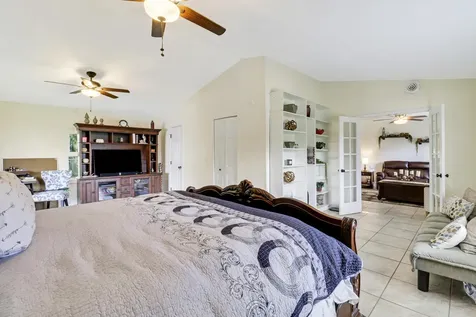 5924 Se Orange Blossom Trail Hobe Sound FL 33455