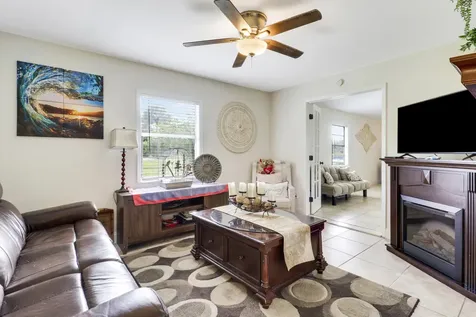 5924 Se Orange Blossom Trail Hobe Sound FL 33455