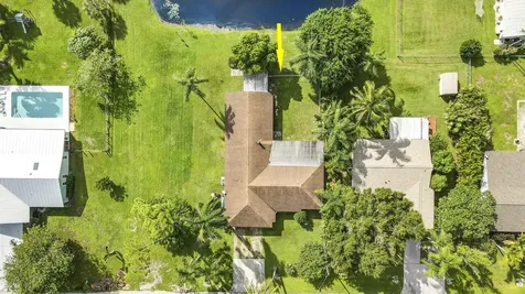 5924 Se Orange Blossom Trail Hobe Sound FL 33455