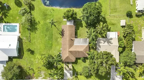 5924 Se Orange Blossom Trail Hobe Sound FL 33455