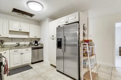 5924 Se Orange Blossom Trail Hobe Sound FL 33455