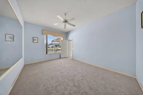 111 Nw Bentley Circle Port Saint Lucie FL 34986