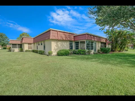 701 Laconia Circle Lake Worth FL 33467