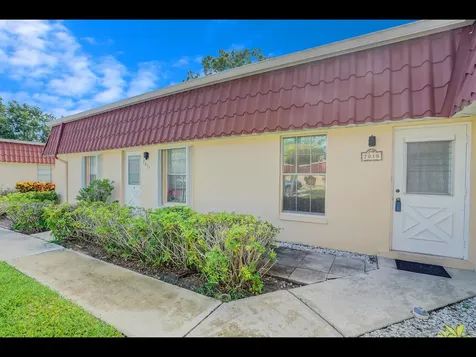 701 Laconia Circle Lake Worth FL 33467