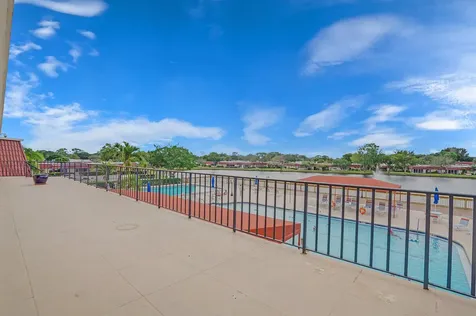 701 Laconia Circle Lake Worth FL 33467