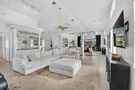 9060 Villa Portofino Circle Boca Raton FL 33496