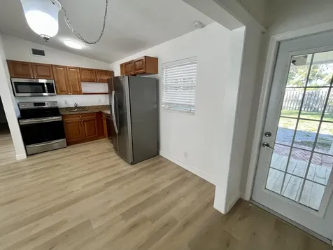 1205 S Lake Drive Lantana FL 33462