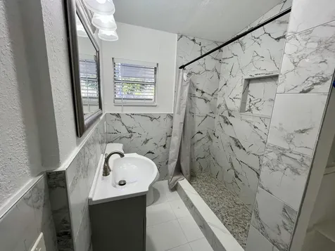 1205 S Lake Drive Lantana FL 33462