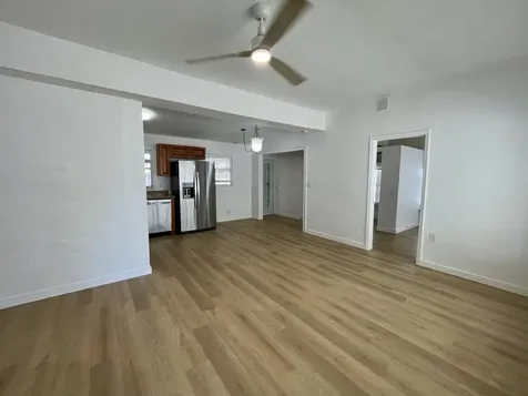 1205 S Lake Drive Lantana FL 33462