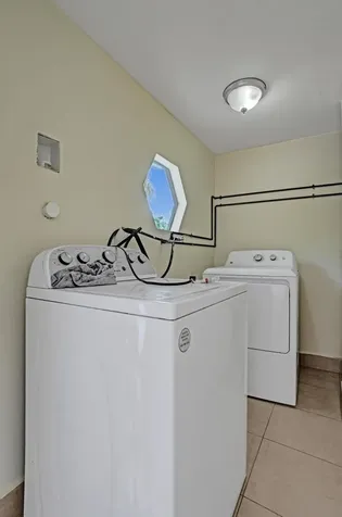 1205 S Lake Drive Lantana FL 33462