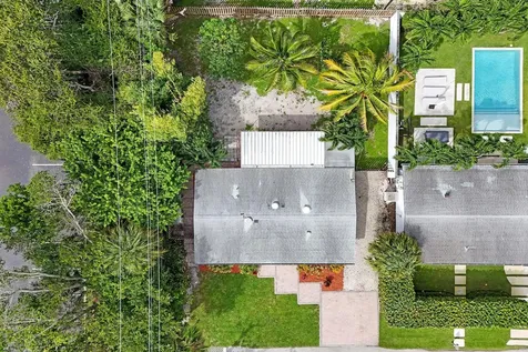 1205 S Lake Drive Lantana FL 33462