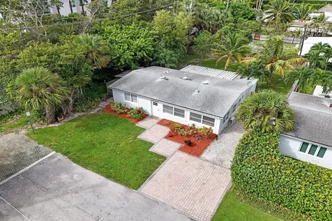 1205 S Lake Drive Lantana FL 33462