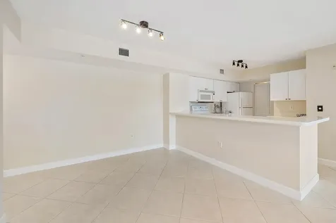 260 Village Boulevard Tequesta FL 33469