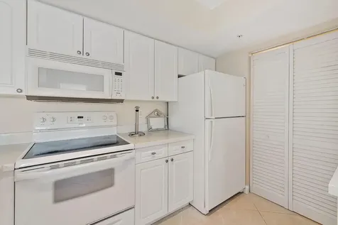 260 Village Boulevard Tequesta FL 33469