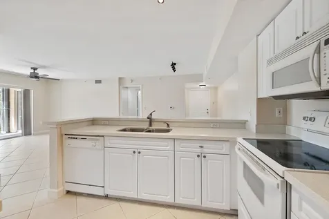260 Village Boulevard Tequesta FL 33469