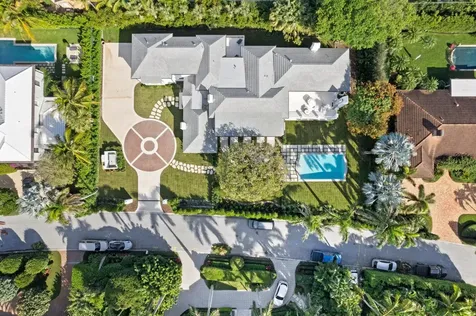 239 Emerald Lane Palm Beach FL 33480