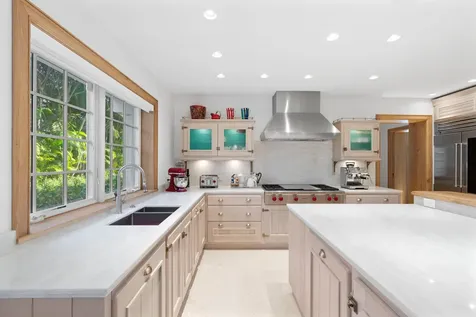 239 Emerald Lane Palm Beach FL 33480