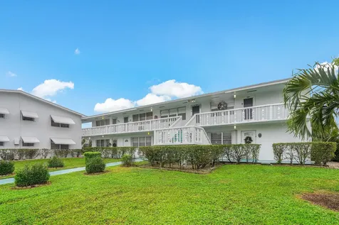 309 Sheffield M West Palm Beach FL 33417