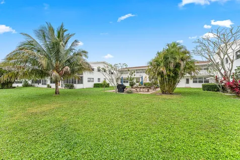 309 Sheffield M West Palm Beach FL 33417