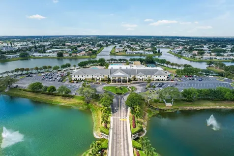 309 Sheffield M West Palm Beach FL 33417