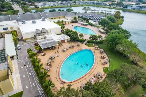 309 Sheffield M West Palm Beach FL 33417