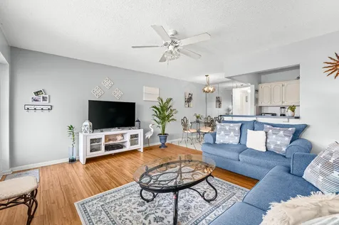 309 Sheffield M West Palm Beach FL 33417