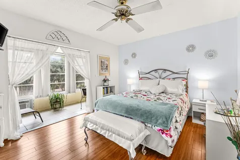 309 Sheffield M West Palm Beach FL 33417