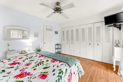 309 Sheffield M West Palm Beach FL 33417