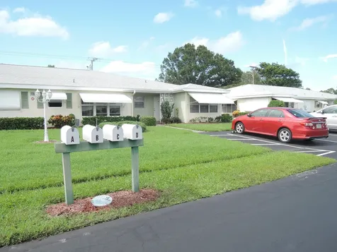 115 Lakes End Drive Fort Pierce FL 34982